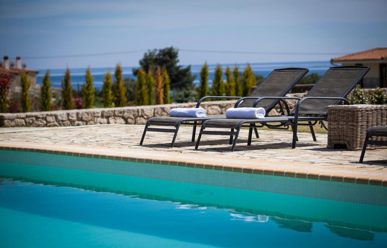 Stigmes Villas & Suites Nea Skioni Exterior photo