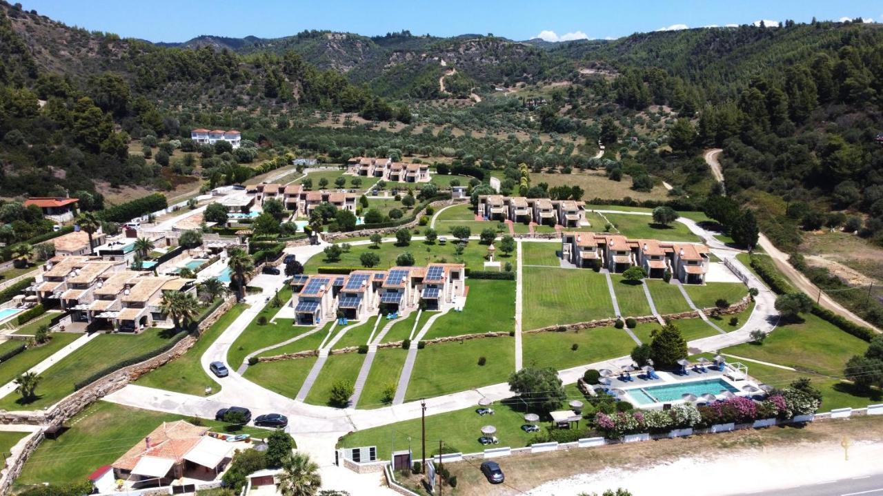 Stigmes Villas & Suites Nea Skioni Exterior photo
