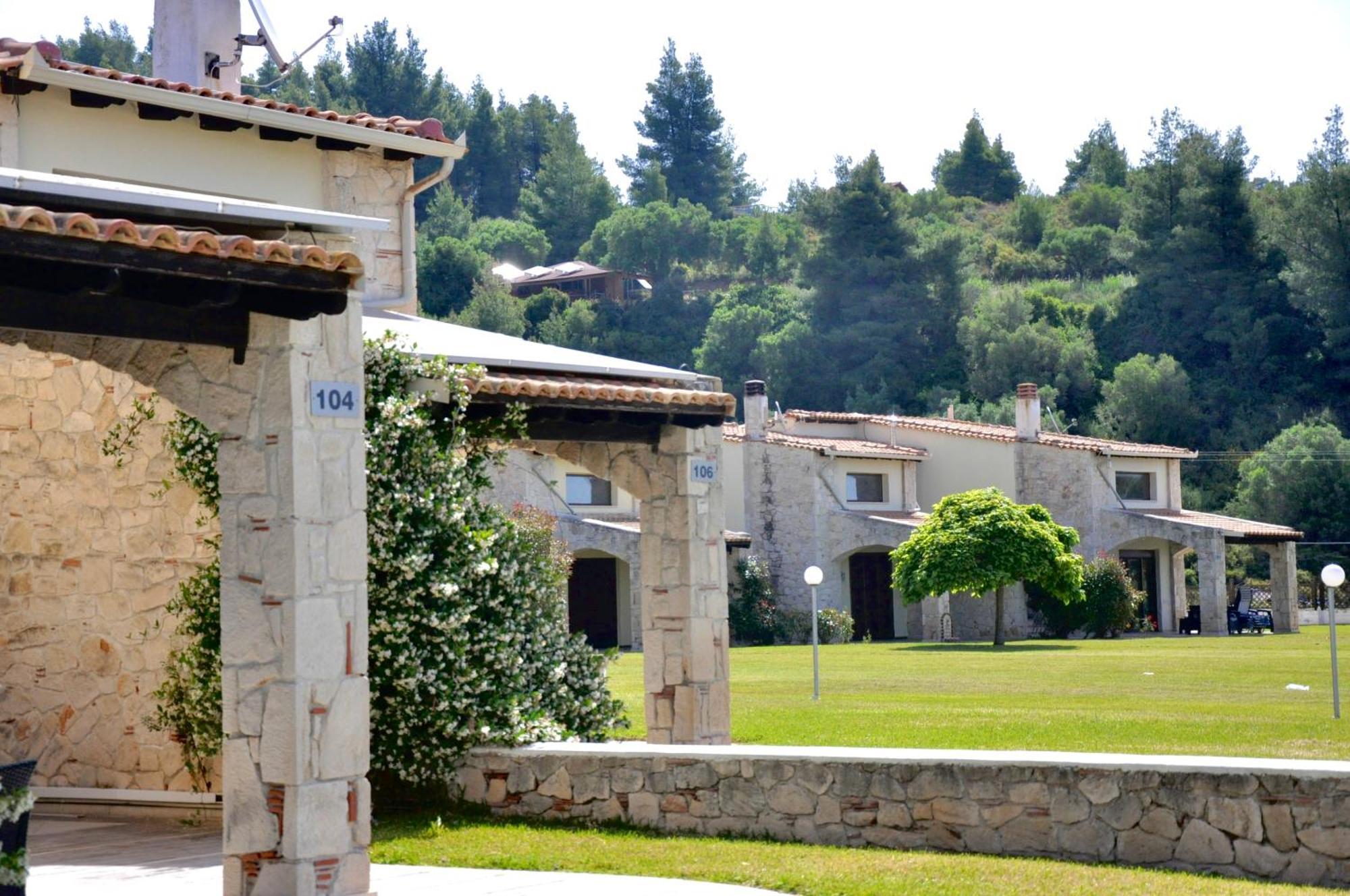 Stigmes Villas & Suites Nea Skioni Exterior photo