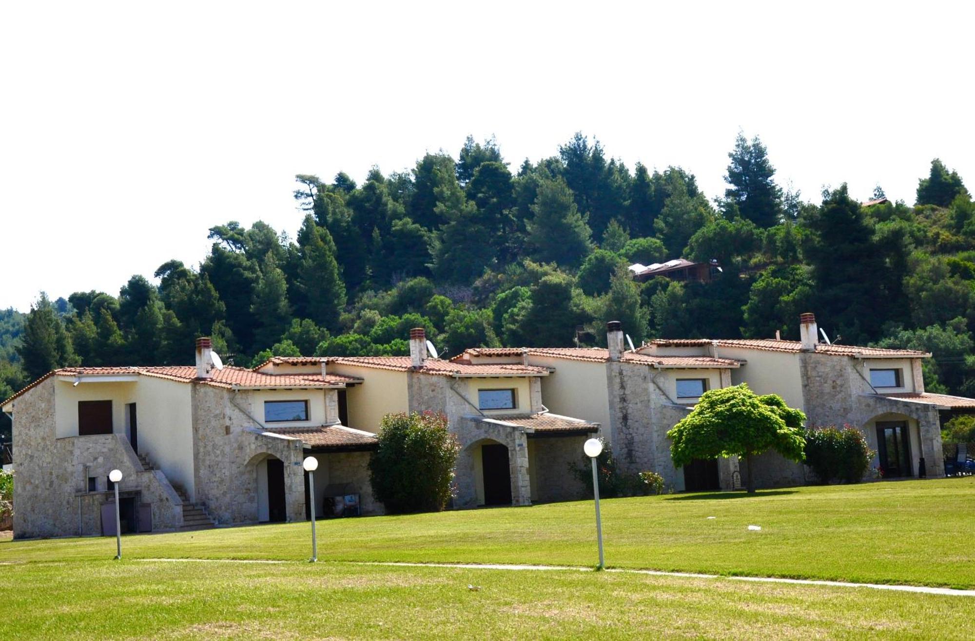 Stigmes Villas & Suites Nea Skioni Exterior photo