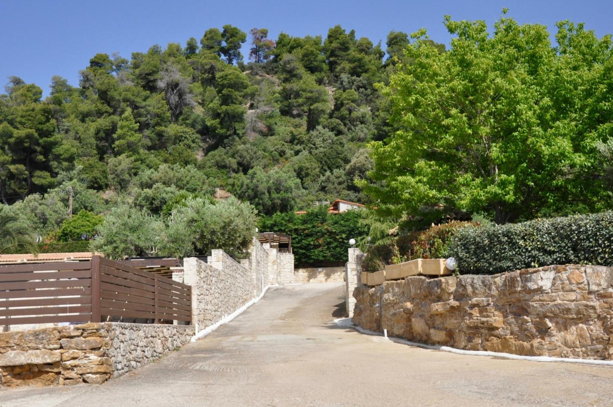 Stigmes Villas & Suites Nea Skioni Exterior photo