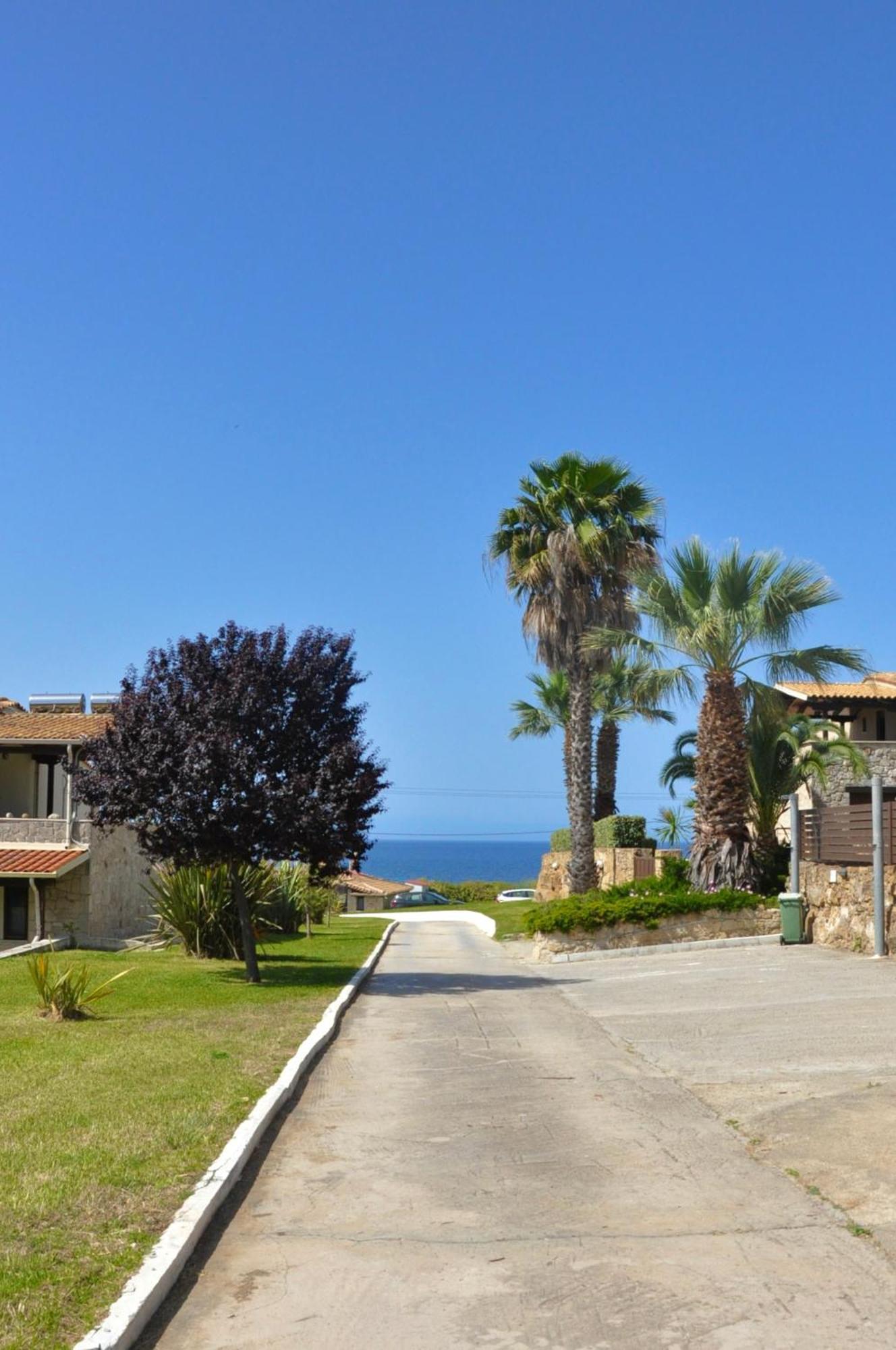 Stigmes Villas & Suites Nea Skioni Exterior photo