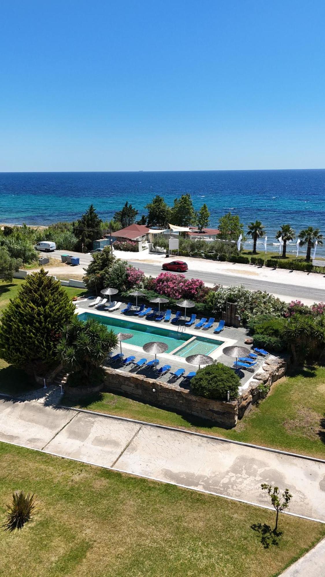 Stigmes Villas & Suites Nea Skioni Exterior photo