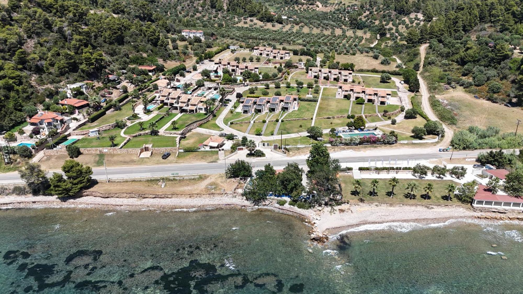 Stigmes Villas & Suites Nea Skioni Exterior photo